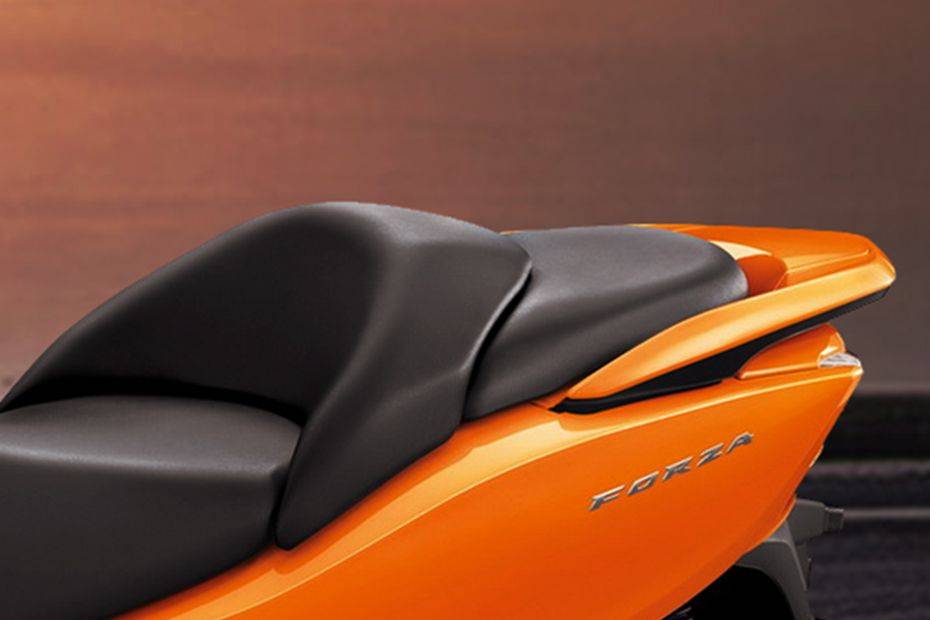 Honda Forza 300 2015 Back Rest View Honda Forza 300 2015 Back Rest View