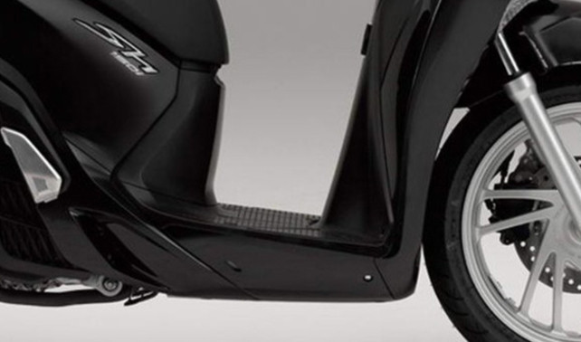 Honda Sh150 i Leg Spacescooter