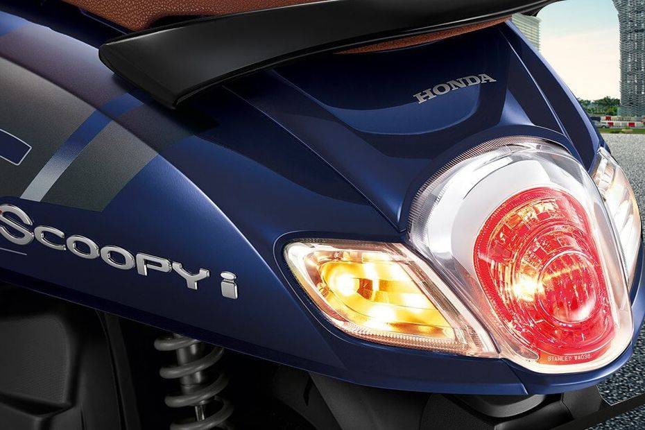 Honda Scoopy i Tail Light View Honda Scoopy i Tail Light View