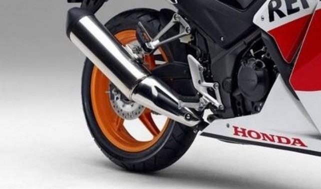 ฮอนด้า ซีบีอาร์ แชมเปี้ยน Rear Tyre ฮอนด้า ซีบีอาร์ แชมเปี้ยน Rear Tyre