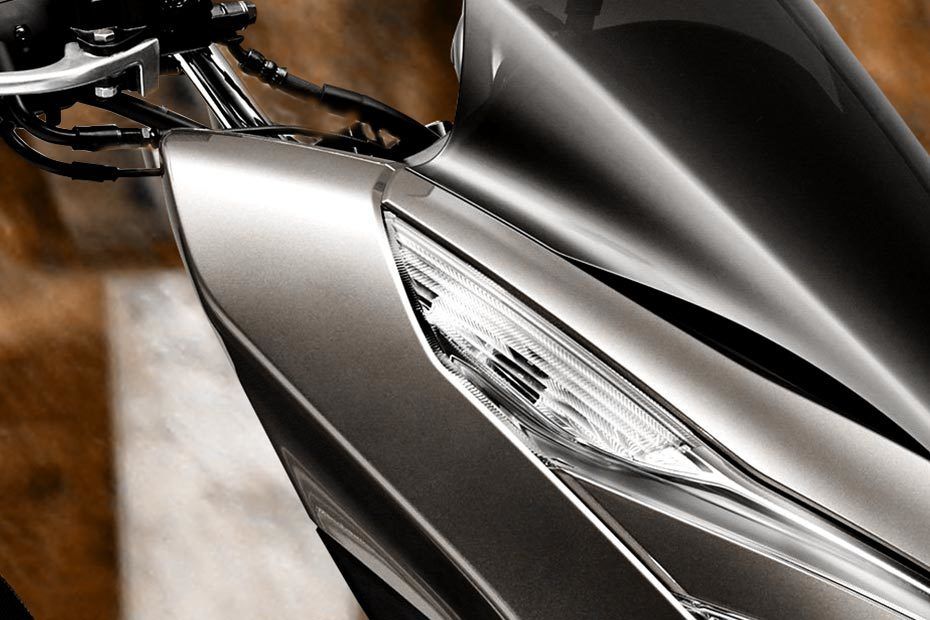 Honda PCX150 2018 Side Indicators Front