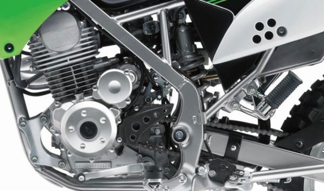 Kawasaki KLX-150L Engine View Kawasaki KLX-150L Engine View