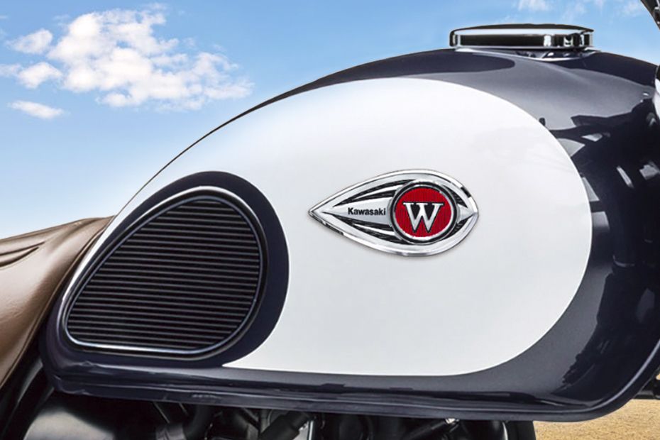 Kawasaki W250 Fuel Tank View Kawasaki W250 Fuel Tank View