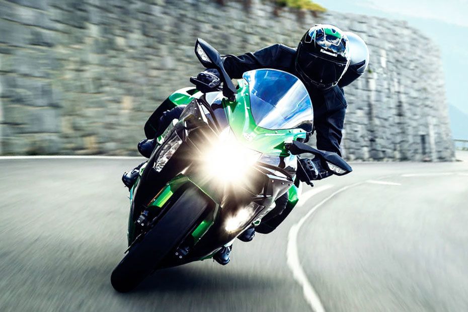 Kawasaki Ninja H2 SX SE Head Light View Kawasaki Ninja H2 SX SE Head Light View