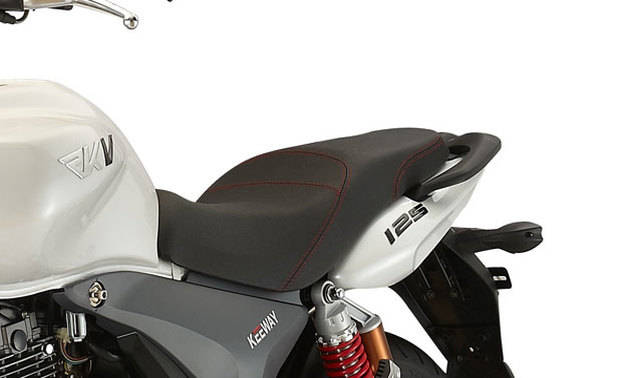คีเวย์ อาร์เควี 200 Rider Seat View คีเวย์ อาร์เควี 200 Rider Seat View