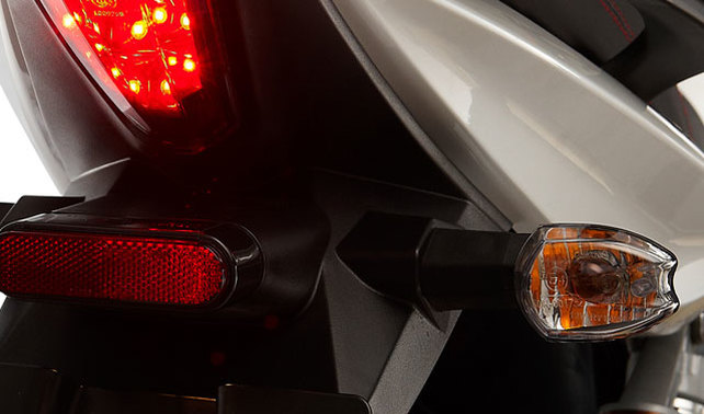 คีเวย์ อาร์เควี 200 Side Indicators Rear