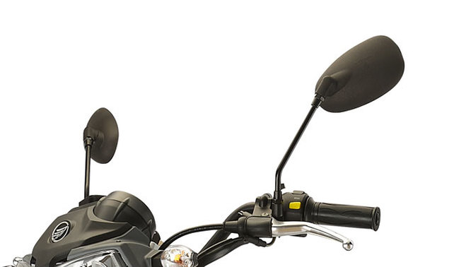 คีเวย์ อาร์เควี 200 Back Side View