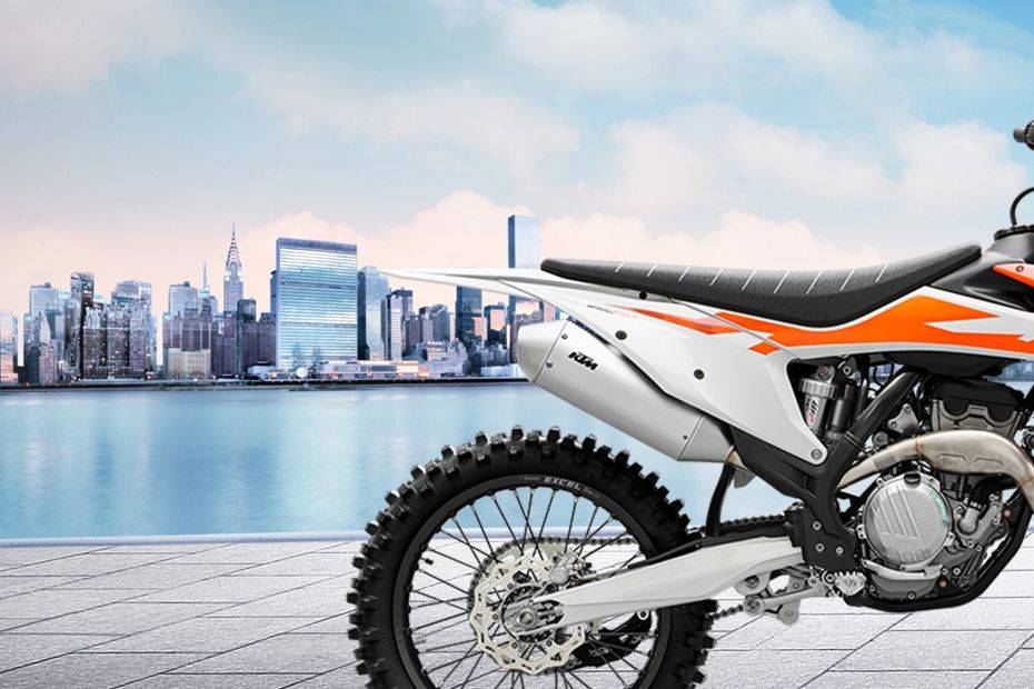 View - Motocross Action's First Look 2014 KTM 250SXF | ZigWheels