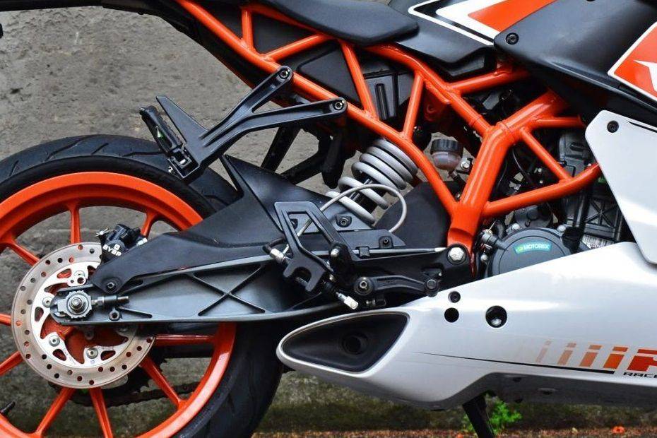 เคทีเอ็ม อาร์ซี 200 Rear Suspension เคทีเอ็ม อาร์ซี 200 Rear Suspension