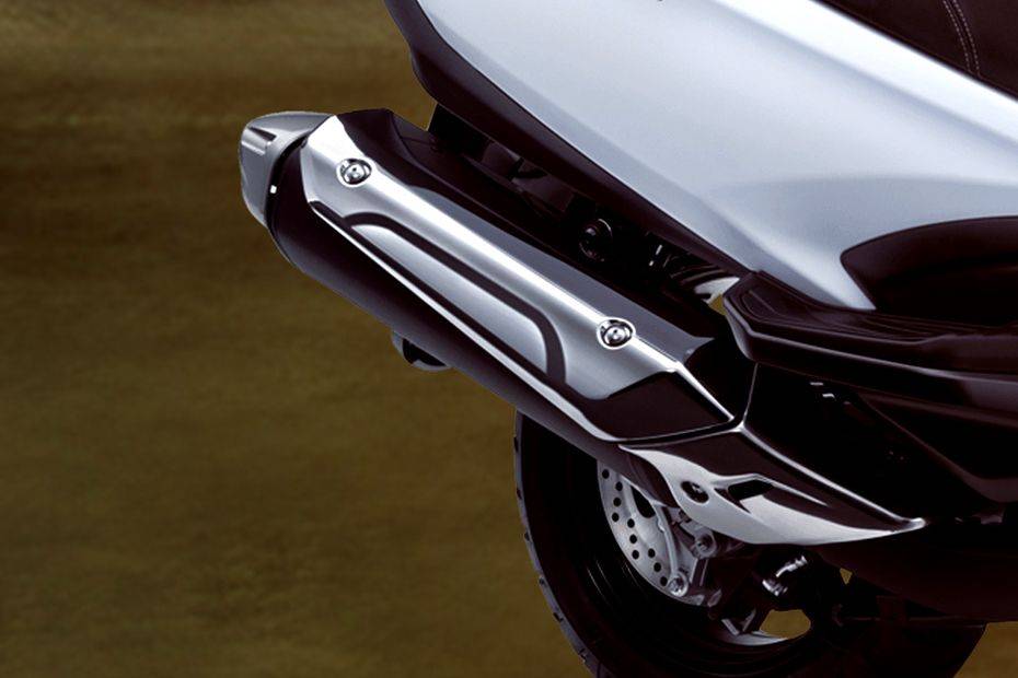 Suzuki Burgman 650 Exhaust View Suzuki Burgman 650 Exhaust View