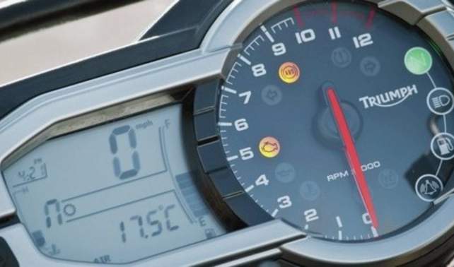 ไทรอัมพ์ ไทเกอร์ เอ๊กซ์พลอเรอร์ Speedometer
