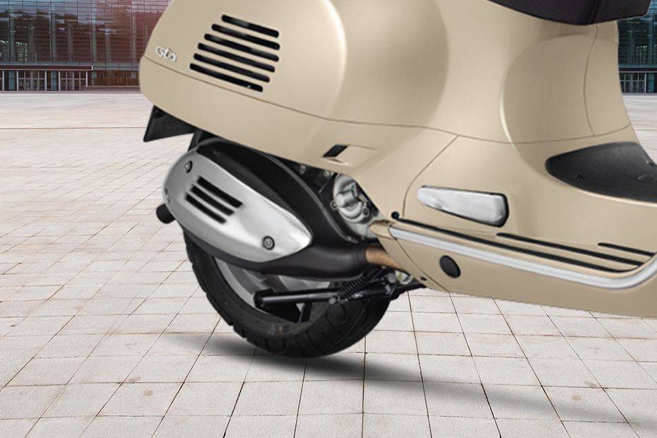 เวสป้า จีทีเอส ทัวริ่ง 300 Exhaust View เวสป้า จีทีเอส ทัวริ่ง 300 Exhaust View