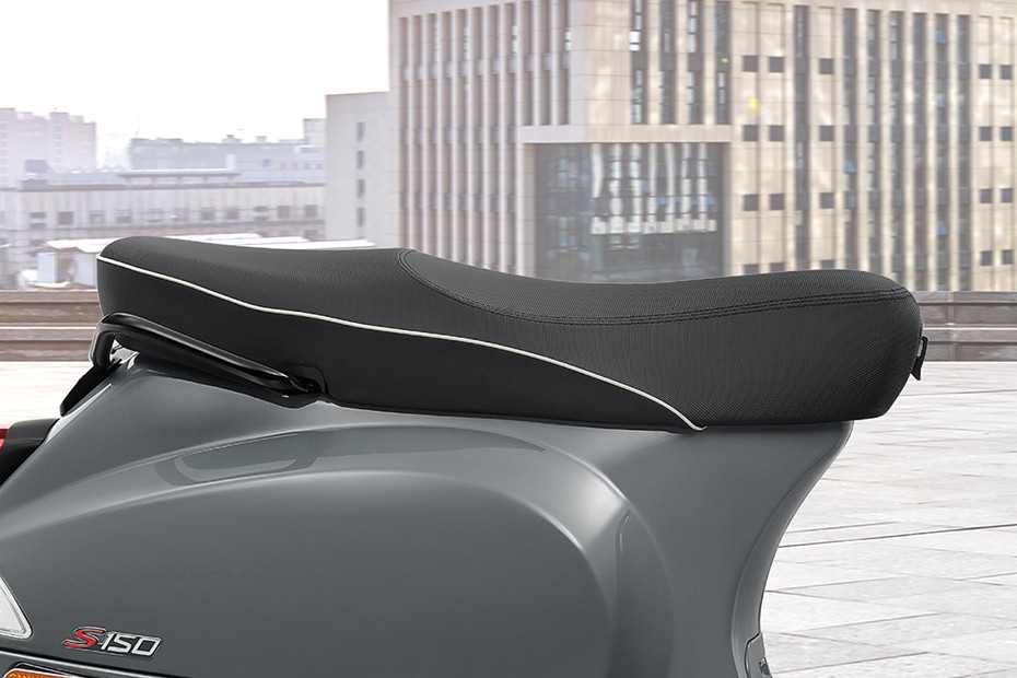 เวสป้า S Rider Seat View