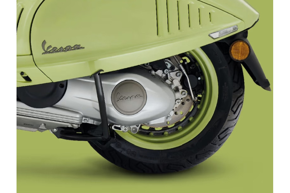 เวสป้า 946 Rear Tyre