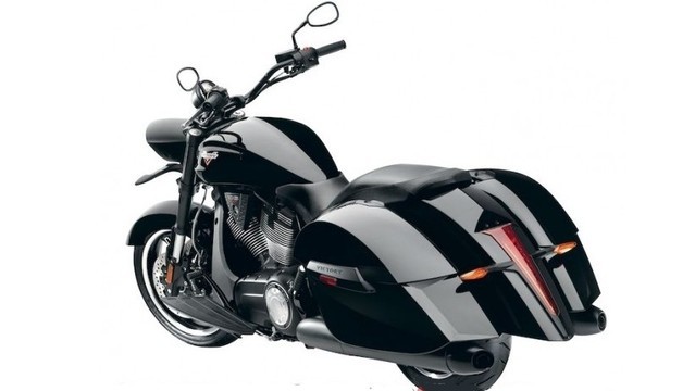 Victory Baggers Back Side View