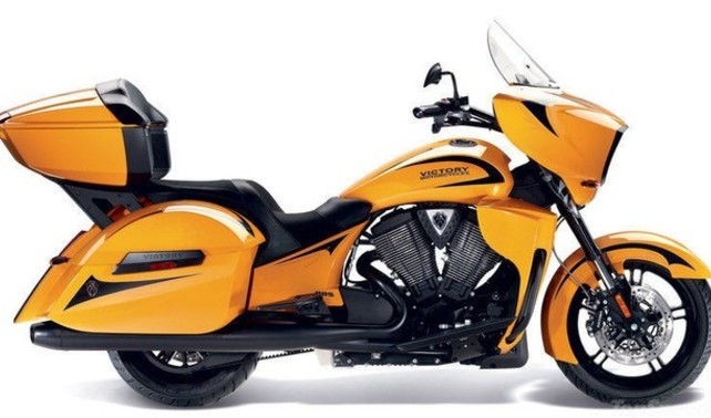 Victory Touring Right Side Viewfull Image