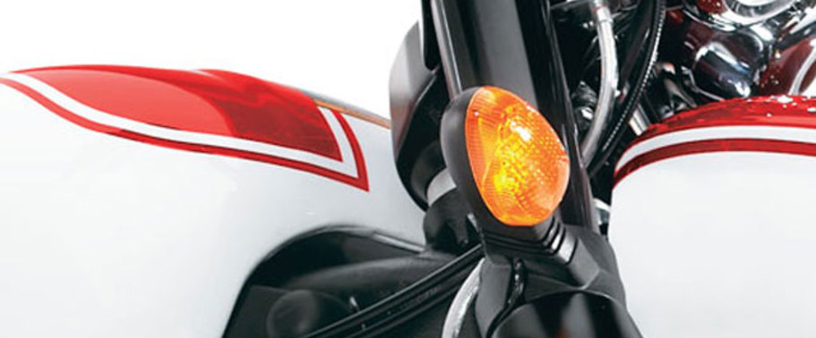 วิคตอรี่ แฮมเมอร์  เอส Side Indicators Front