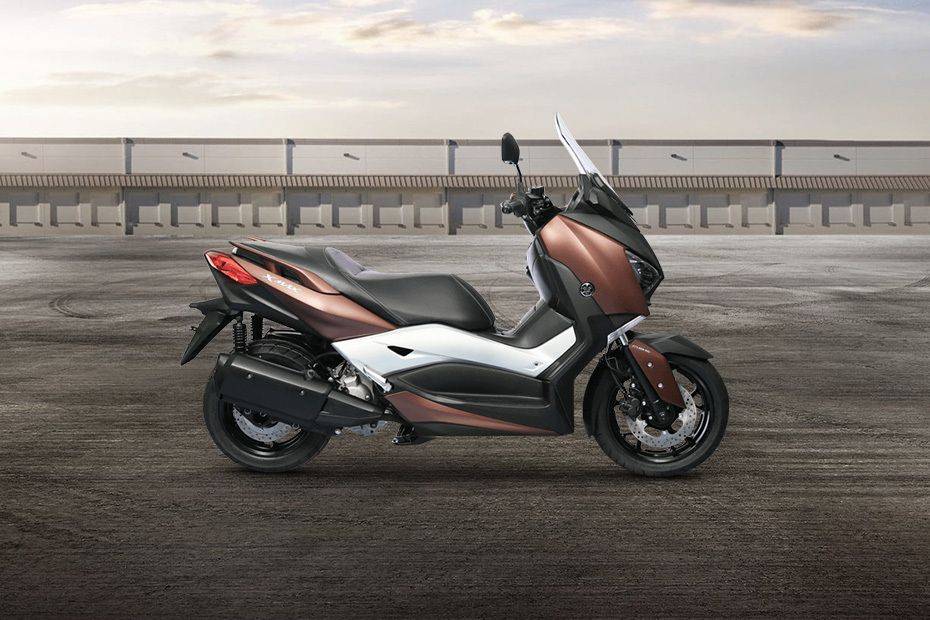 Discontinued Yamaha Xmax 300 Features & Specs | Zigwheels