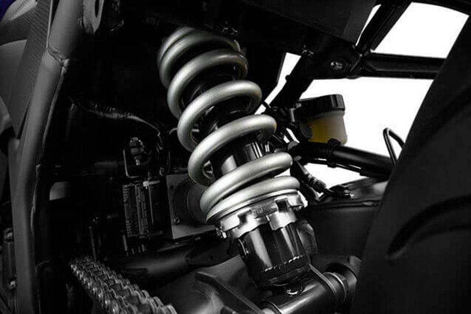 ยามาฮ่า วายซีเอฟ อาร์ 3 2017 Rear Suspension