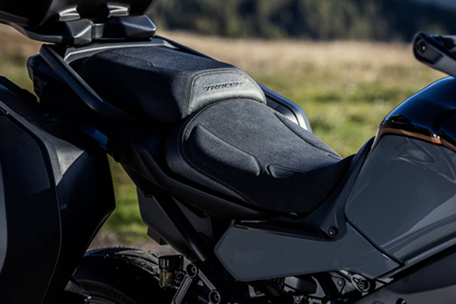 ยามาฮ่า TRACER 9GT Plus Rider Seat View ยามาฮ่า TRACER 9GT Plus Rider Seat View