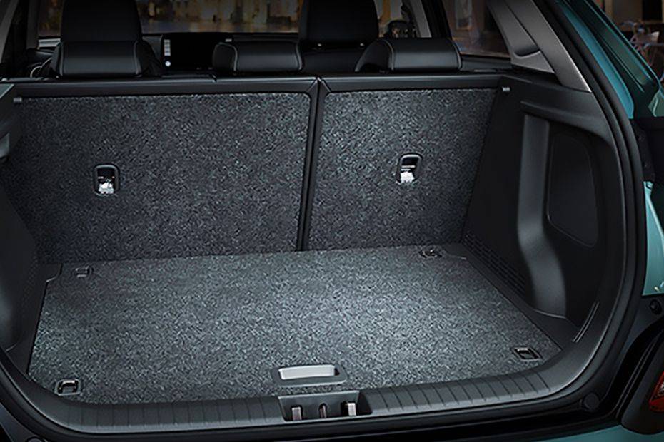Trunk Open Closer View of Kona Electric Trunk Open Closer View of Kona Electric
