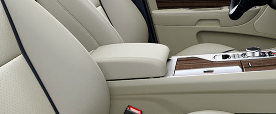 เอ็กซ์เอฟ ลักชัวรี่ ออลดับบลิวไดรฟ์ (เอดับบลิวดี) Front Center Divider