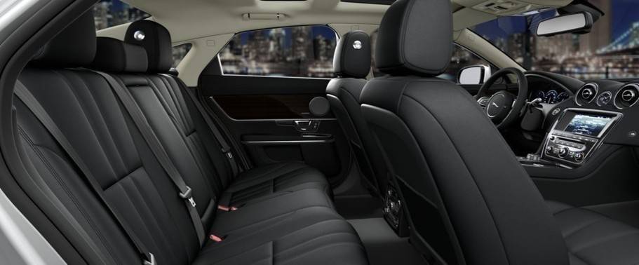 จากัวร์ เอ็กซ์เจ พอร์ตฟอลิโอ เอสดับบลิวบี Rear Seats จากัวร์ เอ็กซ์เจ พอร์ตฟอลิโอ เอสดับบลิวบี Rear Seats