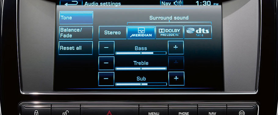 Stereo View of XJ Premium Luxury LWB