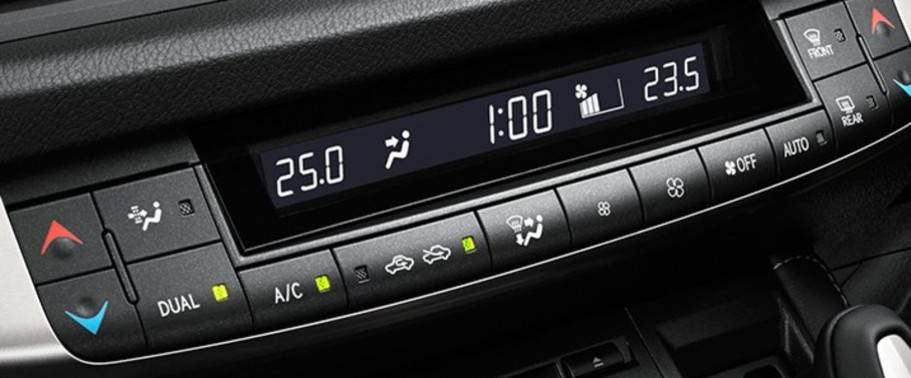 Speakers View of Lexus CT F Sport Speakers View of Lexus CT F Sport