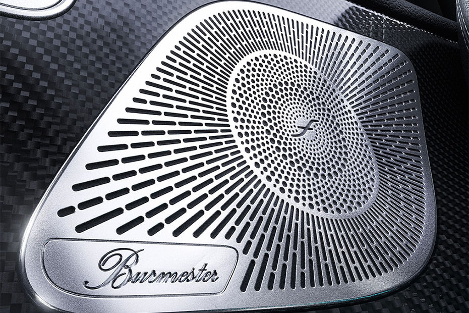 Speakers View of Mercedes-Benz GLE