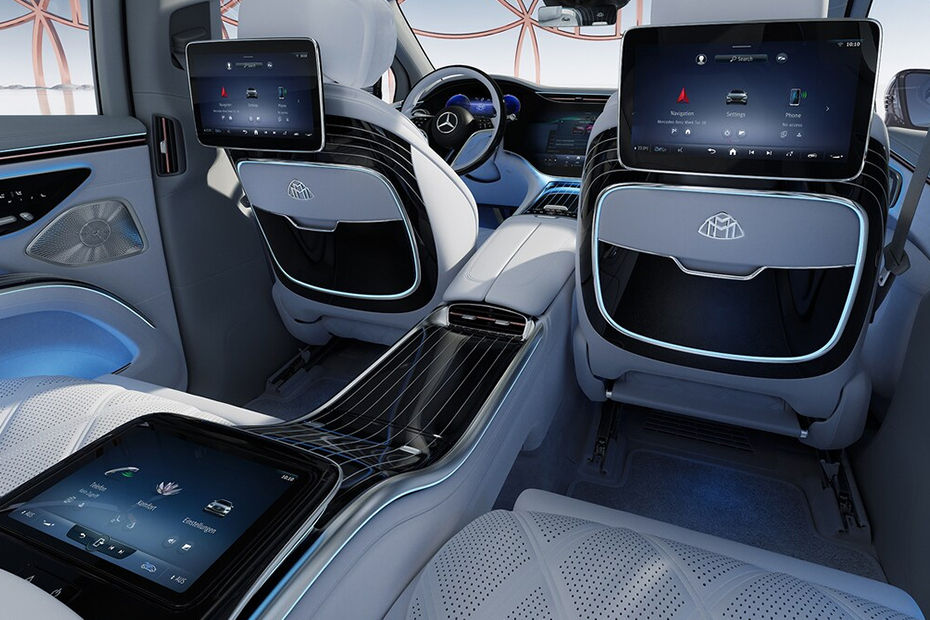 Rear Seat Entertainment of Mercedes-Benz Maybach EQS SUV