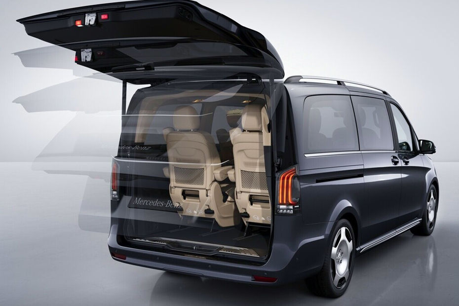 Trunk Open Closer View of V-Class