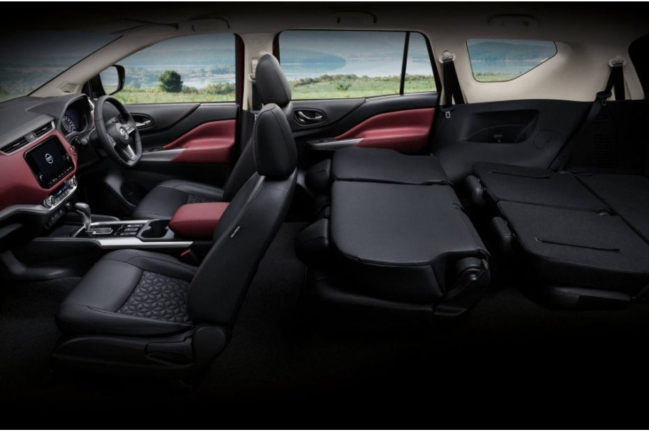 Folding Seats of Nissan Terra
