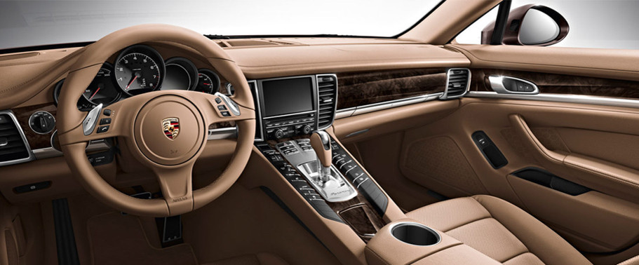 Dashboard View of Panamera Diesel