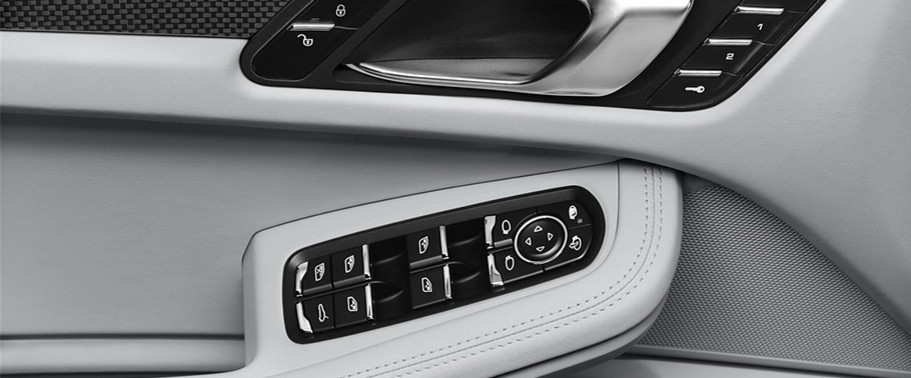 Porsche Macan S Diesel Drivers Side In Side Door Controls Porsche Macan S Diesel Drivers Side In Side Door Controls