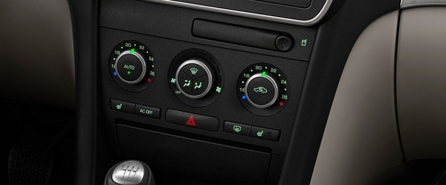 Speakers View of Saab 9-3 Sport Combi