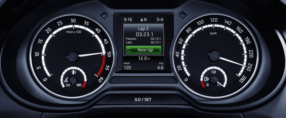 ออคตาเวีย กรีนไลน์ TachoMeter ออคตาเวีย กรีนไลน์ TachoMeter