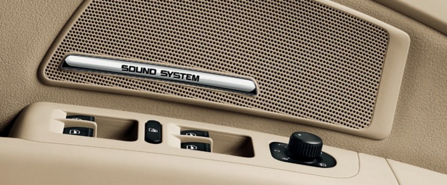 Skoda Superb Limo Drivers Side In Side Door Controls