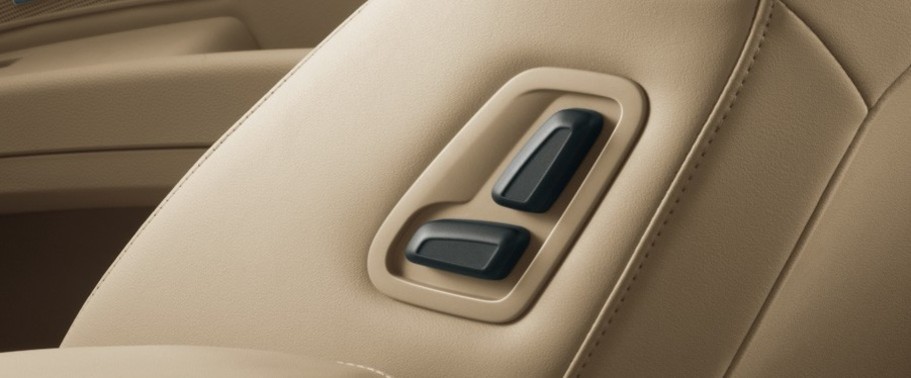 Skoda Superb Limo Seat Adjustment Controllers