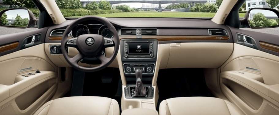 Dashboard View of Superb Combi Dashboard View of Superb Combi