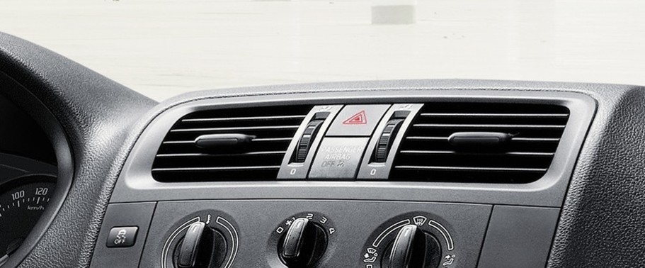 Praktik Rear AC Controls Praktik Rear AC Controls