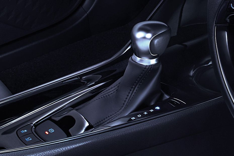 โตโยต้า C-HR GR Sport Gear Shifter โตโยต้า C-HR GR Sport Gear Shifter