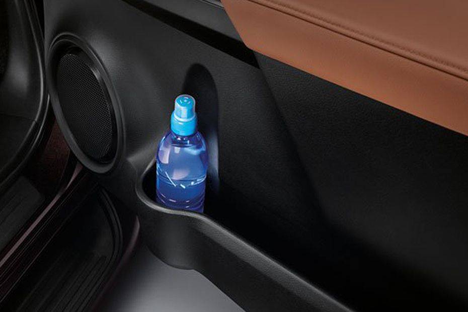 Side Bottle Holder of Fortuner