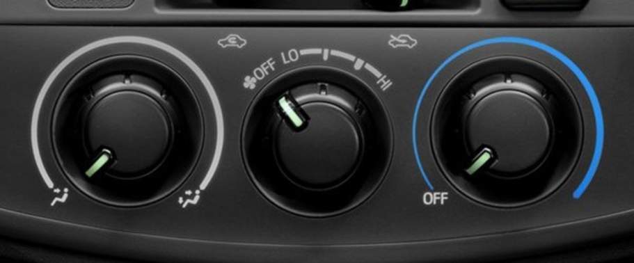 Speakers View of Toyota Hilux Vigo Champ Smart Cab Speakers View of Toyota Hilux Vigo Champ Smart Cab