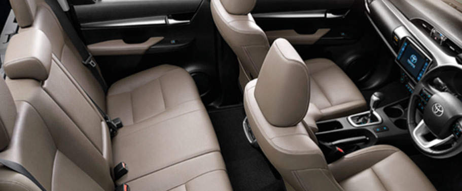 โตโยต้า ไฮลักซ์ รีโว ดับเบิ้ล แค็ป 2011 Keychain Fob