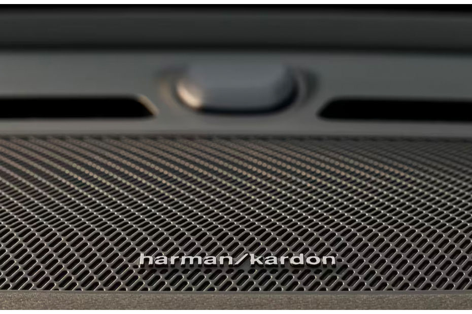 Speakers View of Volvo EX40
