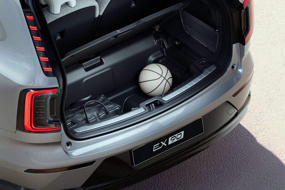 Trunk Open Closer View of EX90 Trunk Open Closer View of EX90