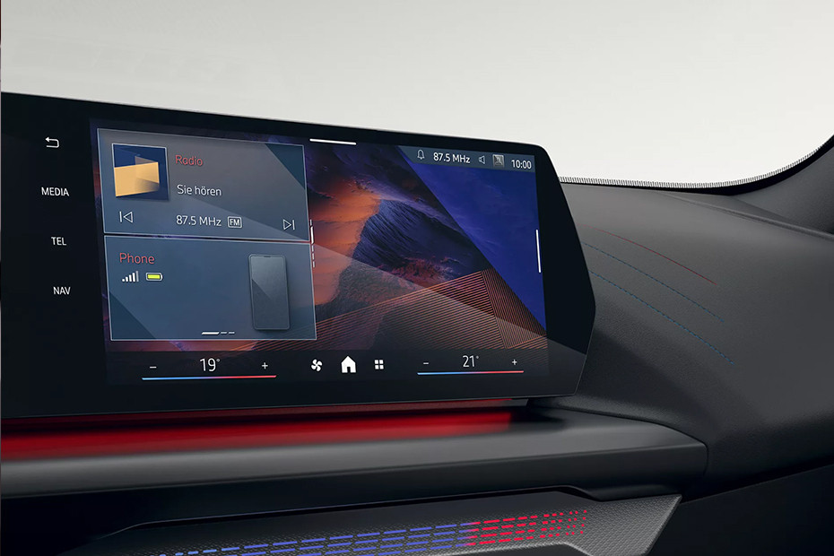 2 Series Gran Coupe touch screen