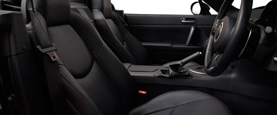 Himiko Front Seats Himiko Front Seats