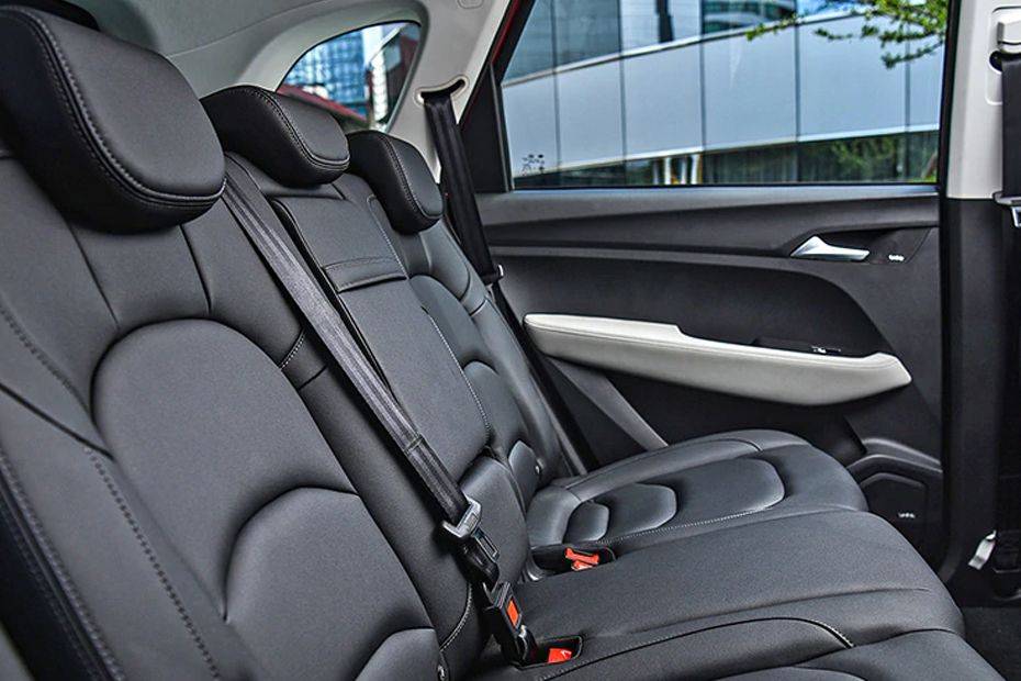 Chevrolet Captiva Rear Seats Chevrolet Captiva Rear Seats